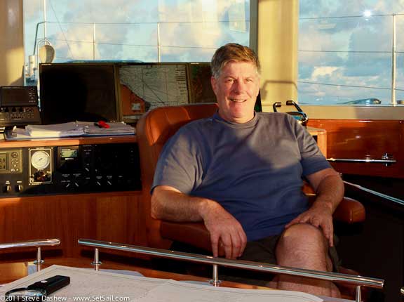 Pete-at-helm-838.jpg