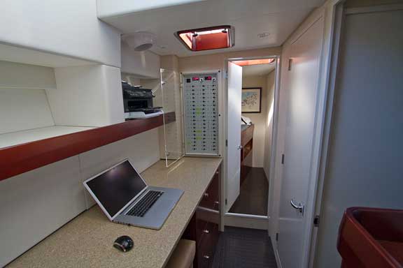 FPB-64-Office-4