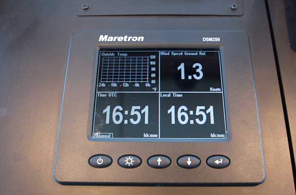 FPB-64-2-Maretron-Screens-105.jpg