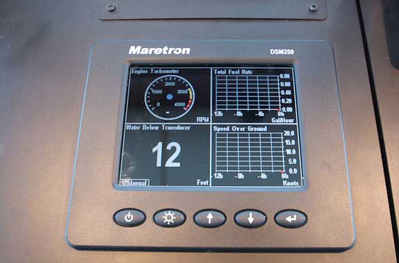 FPB-64-2-Maretron-Screens-110.jpg