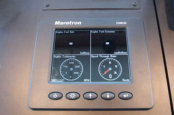 FPB-64-2-Maretron-Screens-112.jpg