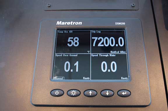 FPB-64-2-Maretron-Screens-114.jpg