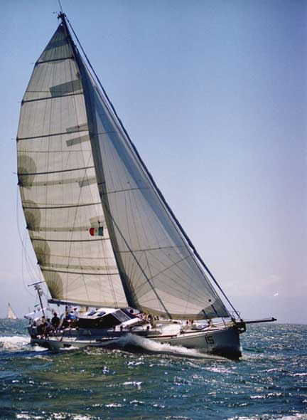 Raven_sail_003