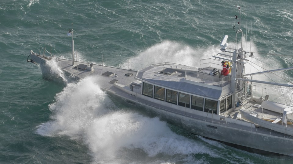 1-heavy-weather-how-fpb-83-wind-horse